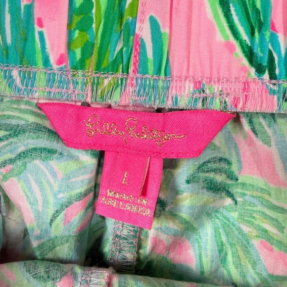 Lilly Pulitzer Shorts Women Large Pink Green Palm Tree Print 002065 Cotton Blend - Picture 2 of 7